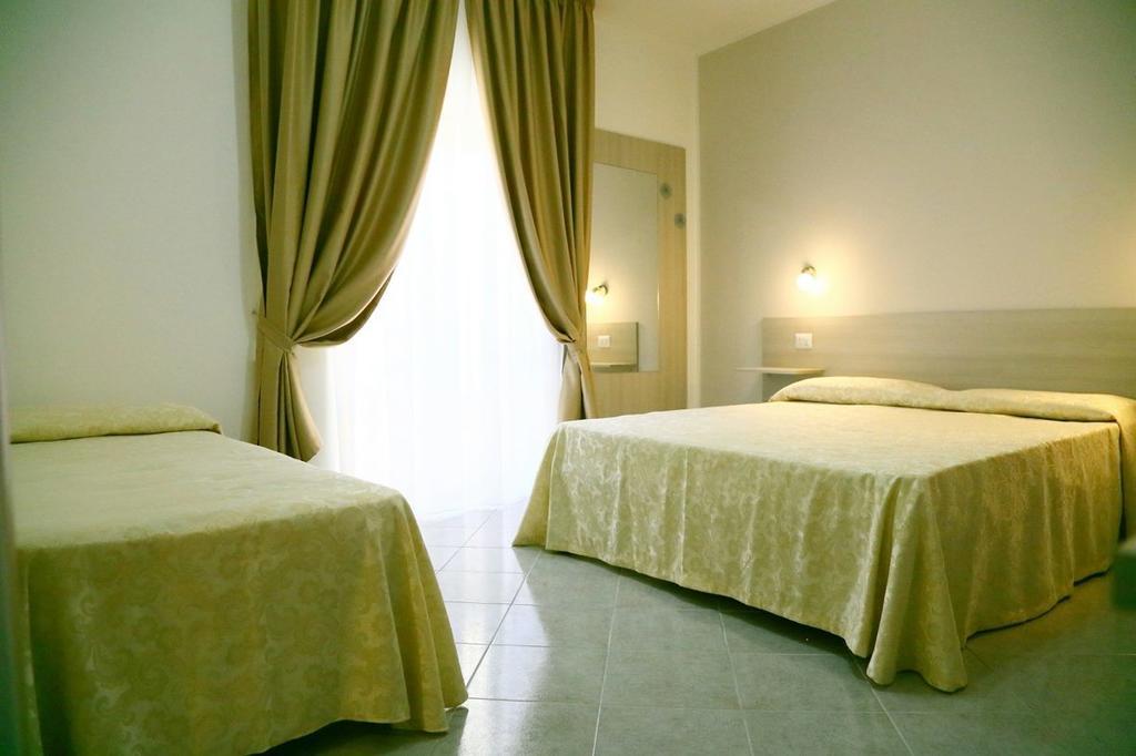 Hotel Al Giglio - Bed&Breakfast Cariati Esterno foto